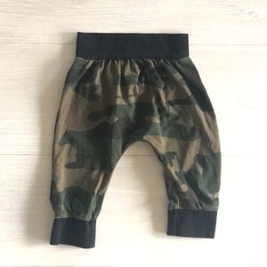 💚🤎 Camo Joggers {Bundle&Save🤑💸}